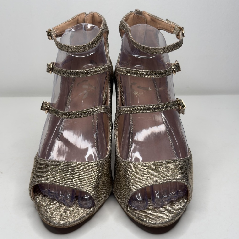 Report Deschutes Heeled Sandals Women 7W Gold Metallic Triple Strap Block Heel - Picture 5 of 10